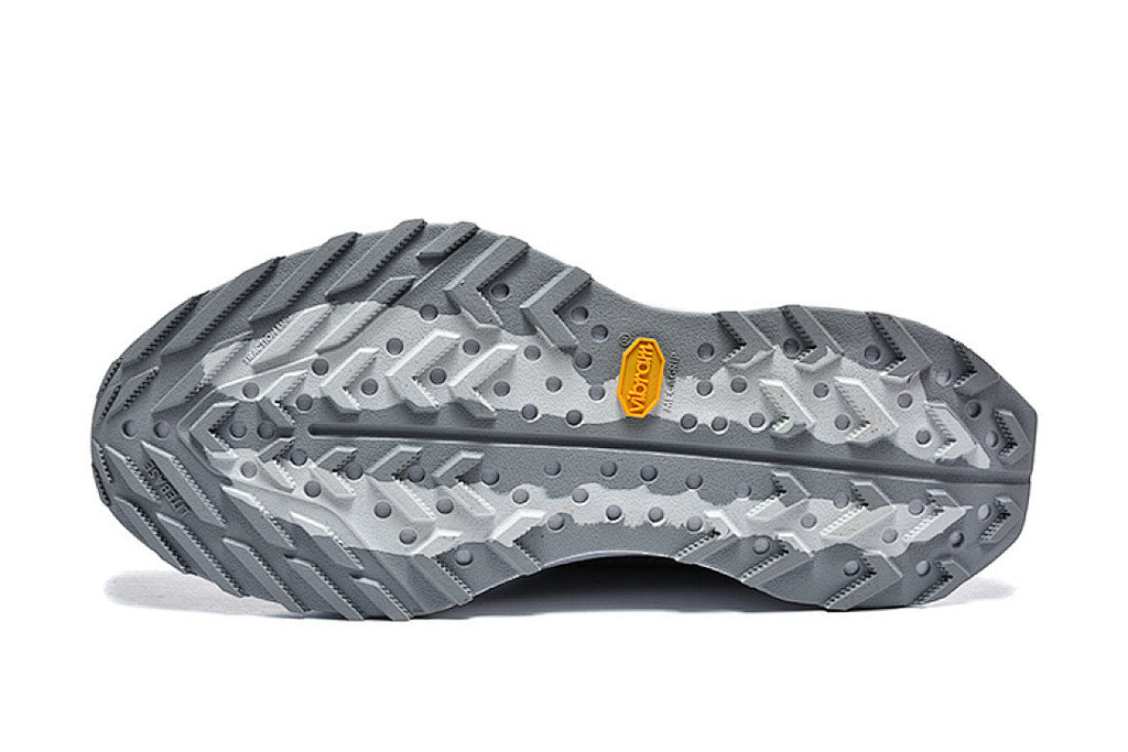 ACG Ultrafly Trail Cool Grey/White