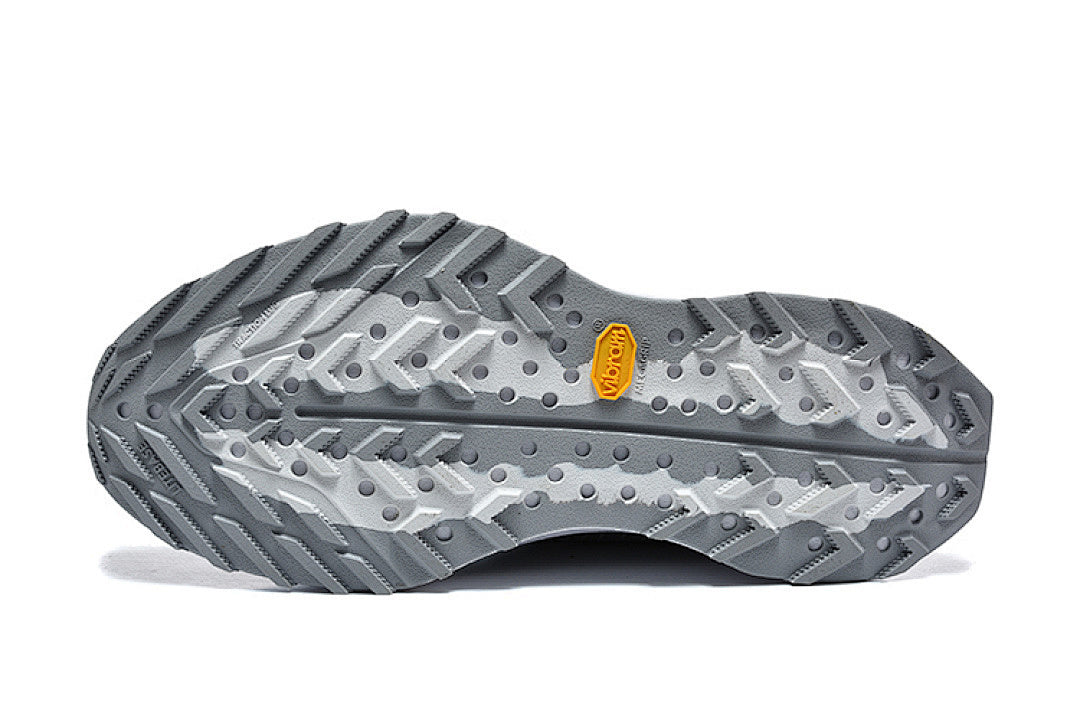 ACG Ultrafly Trail Cool Grey/White
