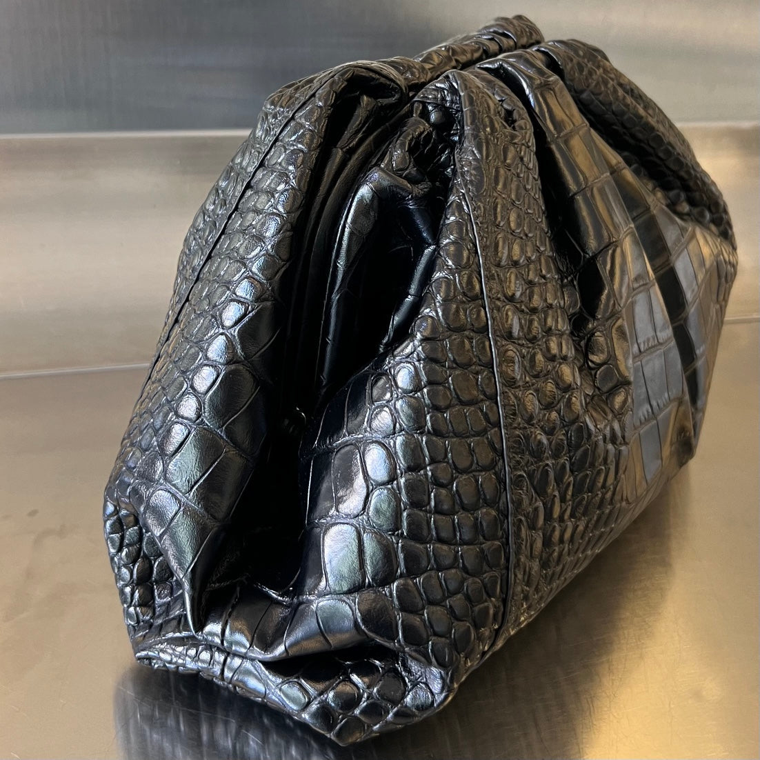 Classic Pouch 40cm Black Calfskin