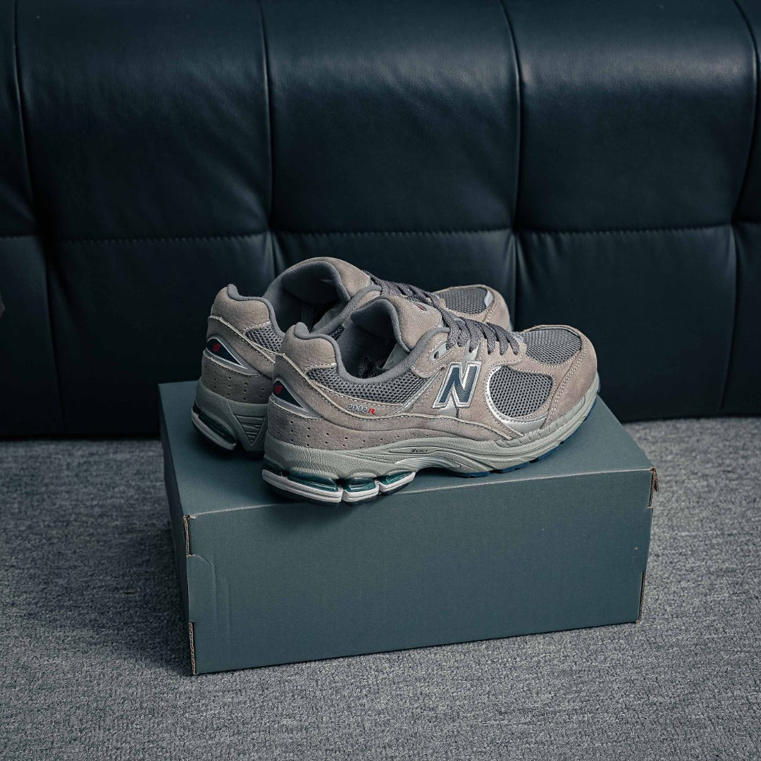 New Balance 2002R "Grey / Mallard Blue"