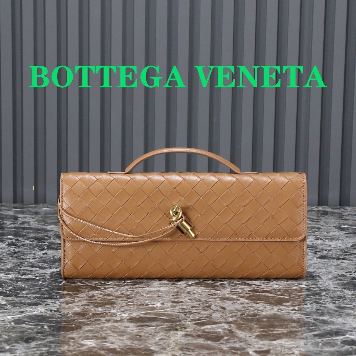 BV Long Clutch Andiamo With Handle 31cm Gold Calfskin Ghw