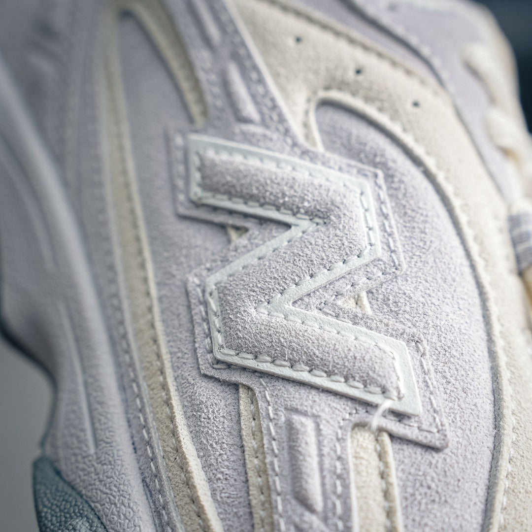 New Balance 204L "Lone Star Grey / Sea Salt"