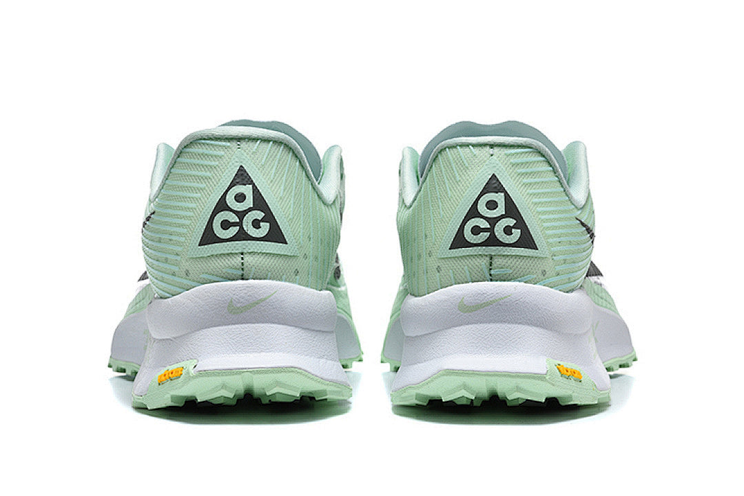 ACG Ultrafly Trail Light Silver/Jade Horizon