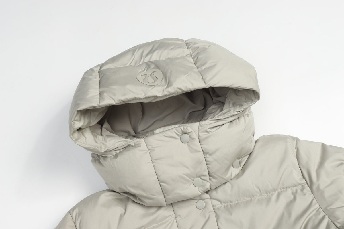 lululemon Women's Wunder Puff Water-Repellent Long Down Parka in Trench