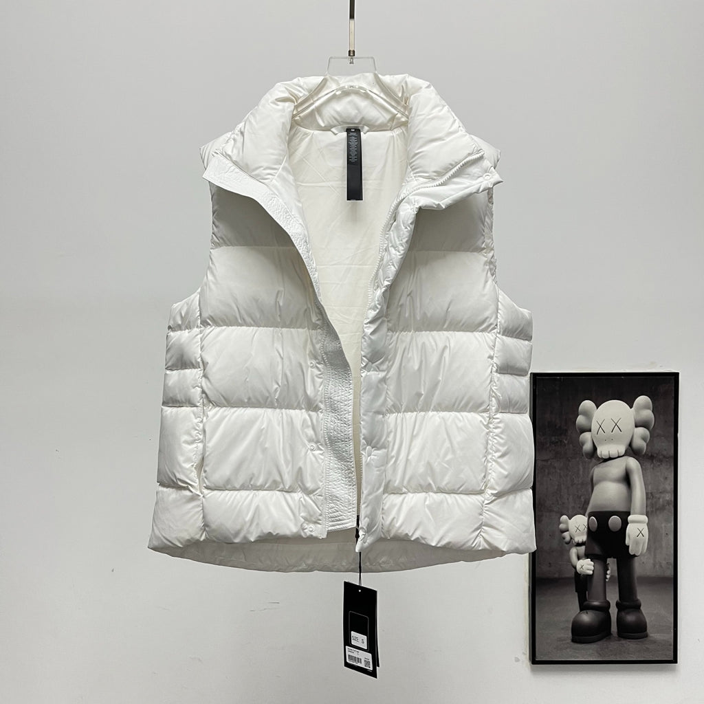 lululemon Wunder Puff Water-Repellent Down Puffer Vest in White