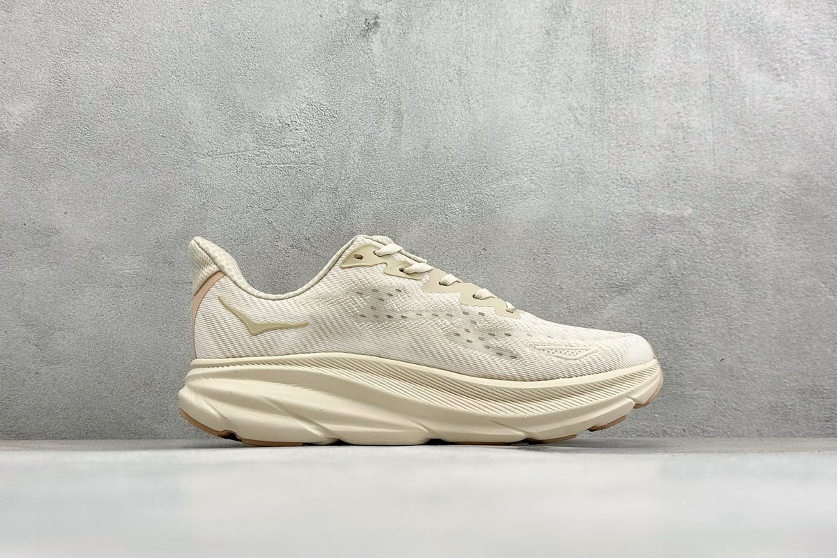 HOKA Clifton 9 Cream Running Shoes