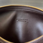 WALLACE 22 BAG CHOCOLATE CALFSKIN