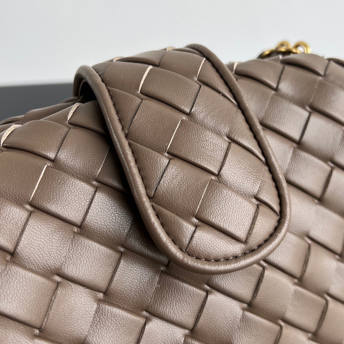 BV Lauren 1980 31.5cm Dark Beige Lambskin
