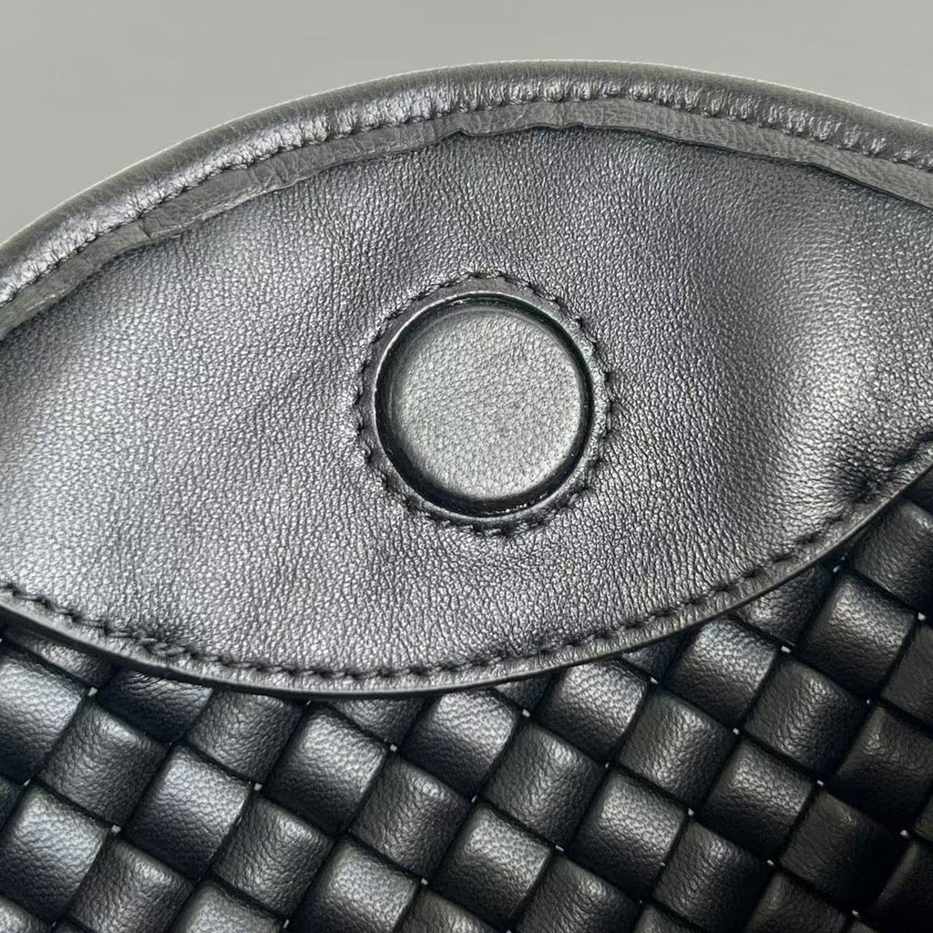 BV Small Cobble Top Handle 23cm Black Lambskin