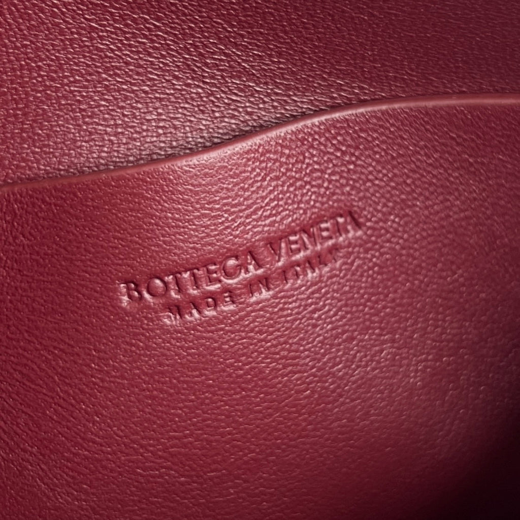 BV Concert Pouch 18.5cm Dark Red Lambskin