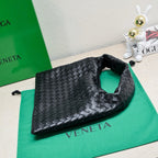 BV HOP Shoulder Bag 41cm BLack Calfskin