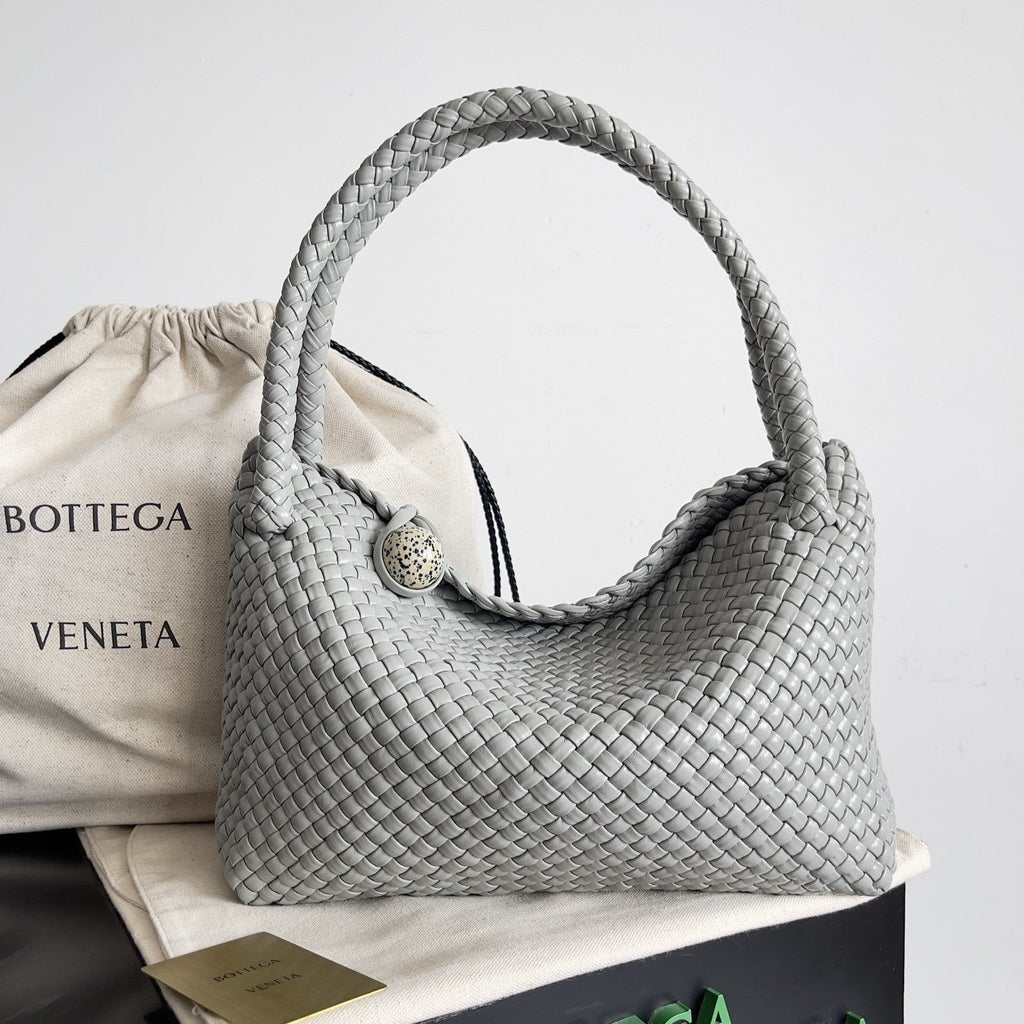 BV Tosca 27 Bag In Grey Calfskin 209074 Best Version