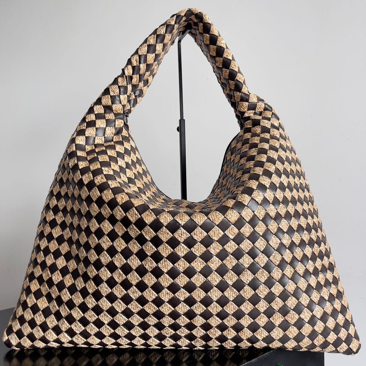 BV Large Hop 54 Chocolate Cowhide Mix Beige Raffia 209070