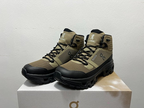 On Cloudrock Mid Waterproof Hunter/Black