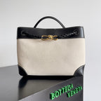 BV Medium Andiamo 32 In Beige Canvas Black Calfskin 209020