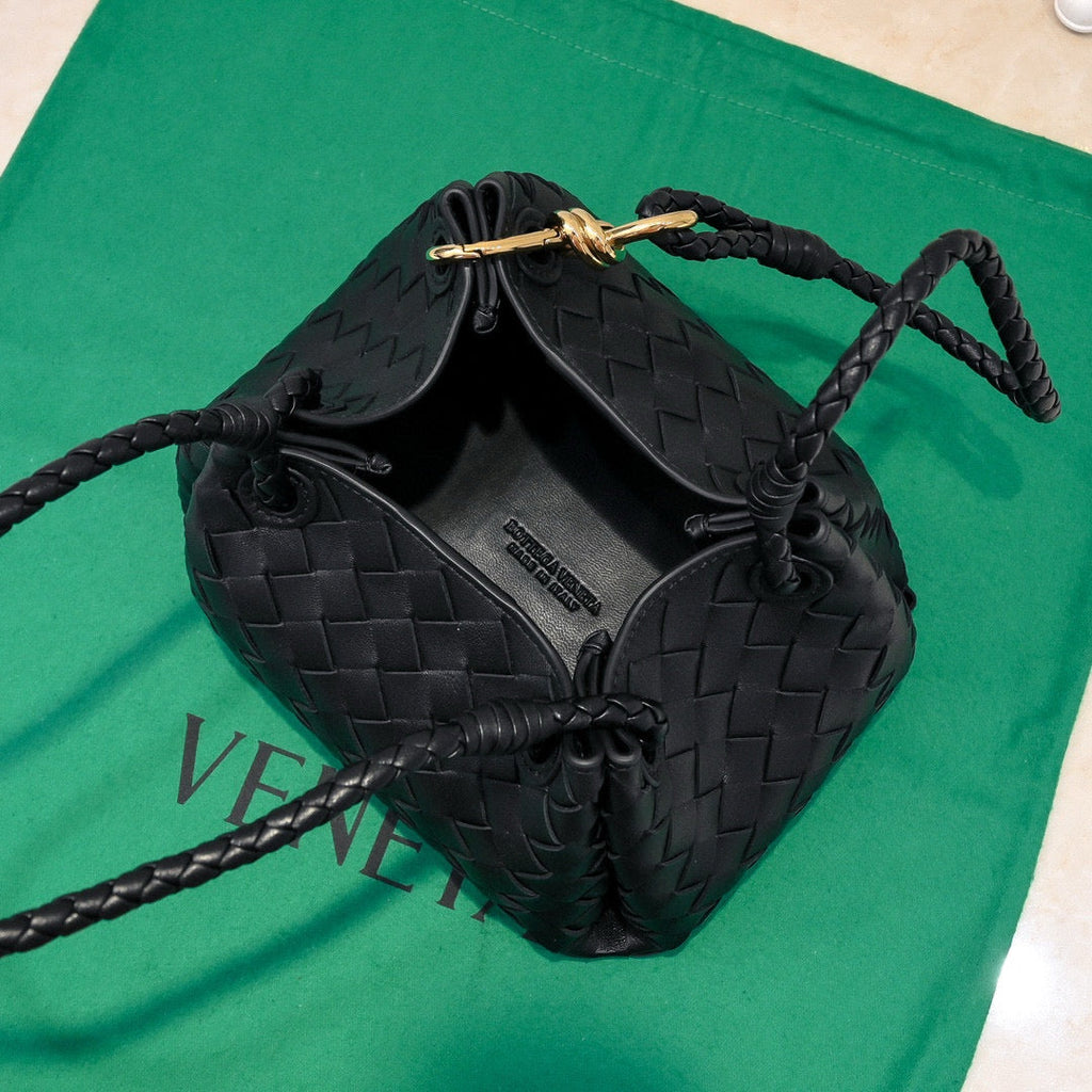 BV Parachute Intrecciato Shoulder Bag Black Cowhide