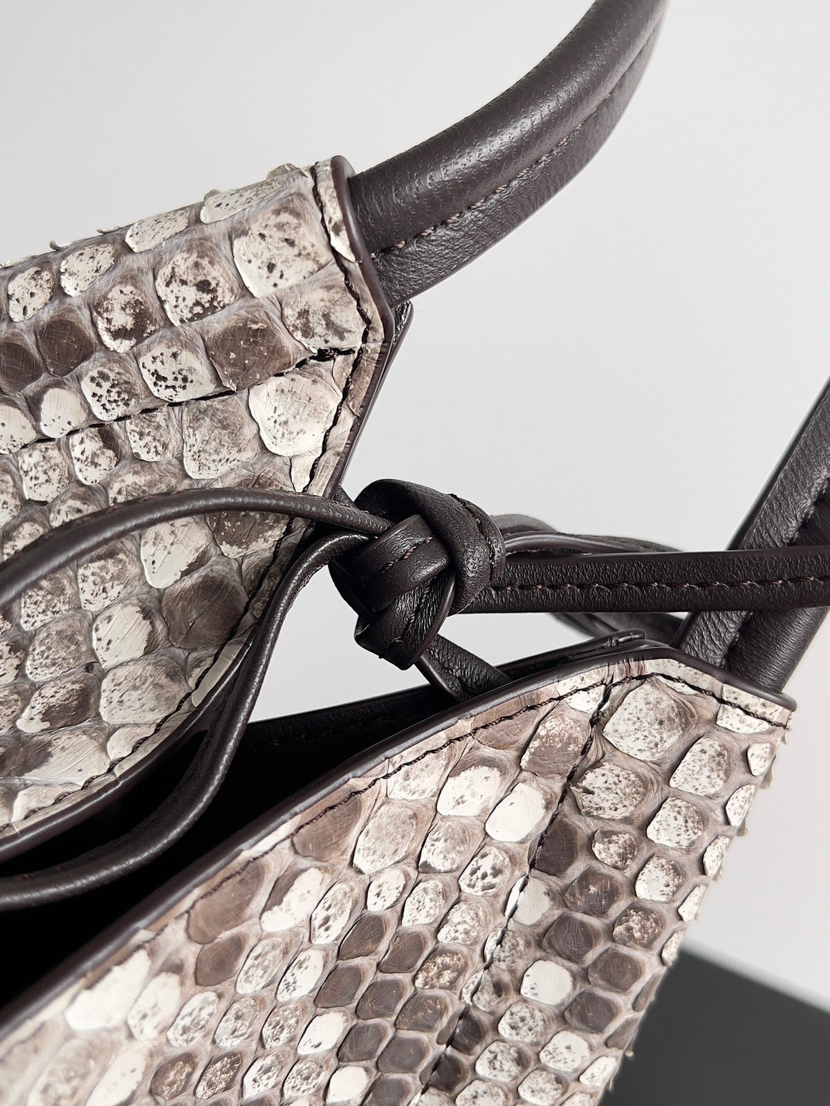 BV Small Solstice Bag 26cm In Python Leather 209325