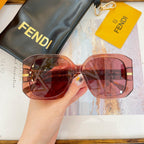 OVERSIZED FF DIAMONDS SQUARE FRAME SUNGLASSES FE40065F IN ACETATE