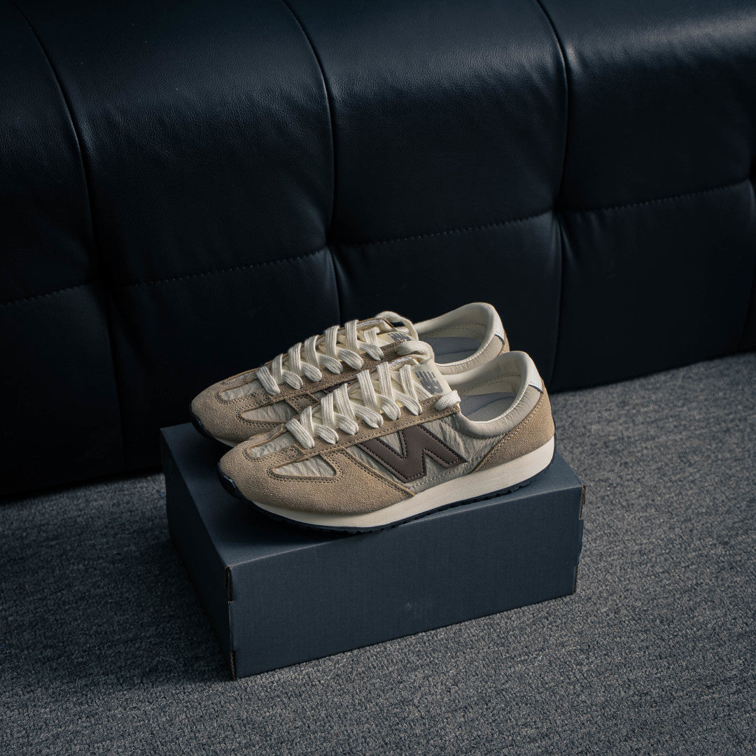 New Balance 470 "Beige/Brown" Sneakers