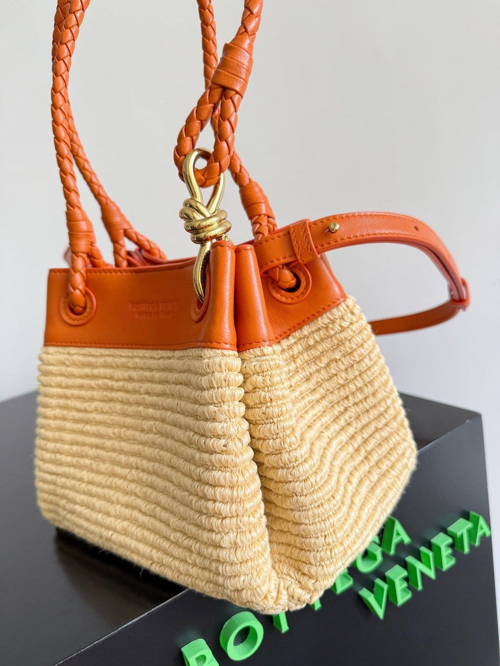 BV Small Parachute 20cm Burned Orange Raffia & Leather GHW