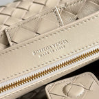 BV Small Andiamo Chain 25cm Beige Lambskin Gold Hardware