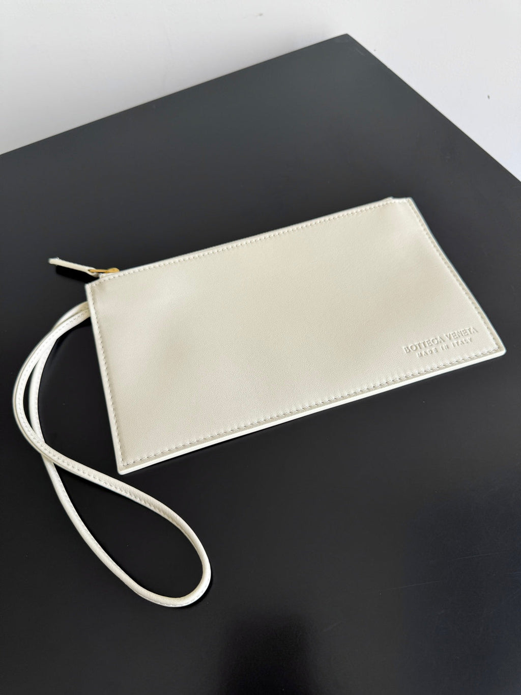 BV Pinacoteca Bag 43cm White Intrecciato Calfskin & Suede