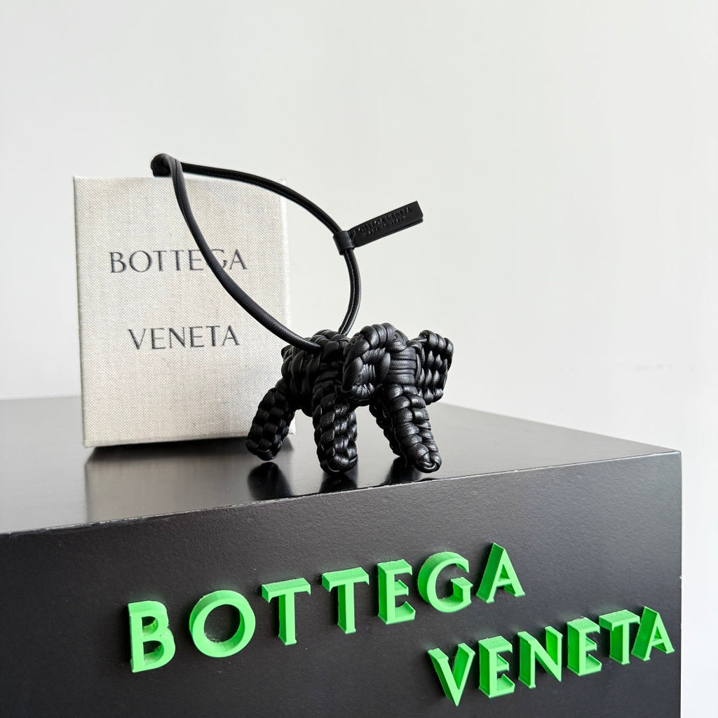 BV 25 Elephant Charm Black leather