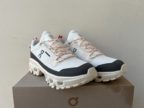 On Cloudrock Low Waterproof Ivory/Ivory