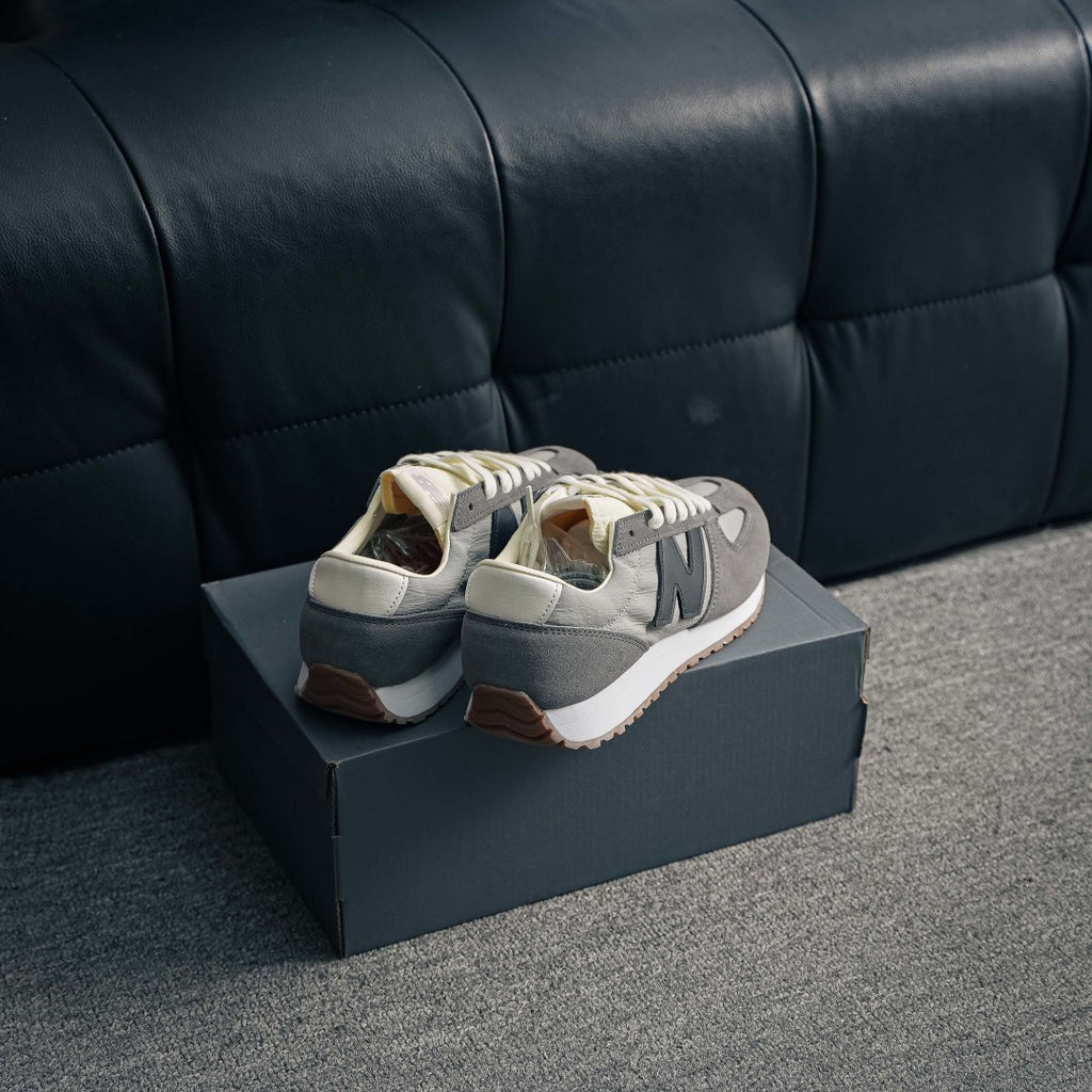 New Balance U471 "Grey" Sneakers