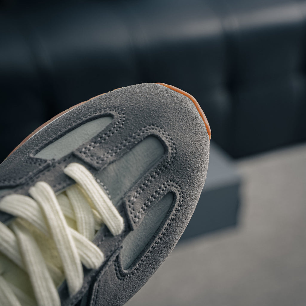 New Balance U471 "Grey" Sneakers