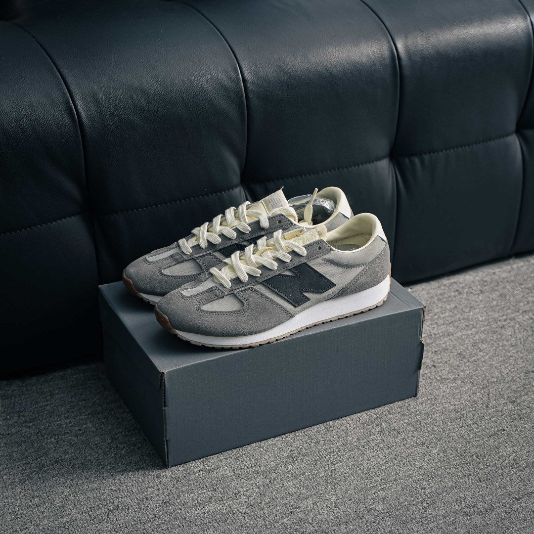New Balance U471 "Grey" Sneakers