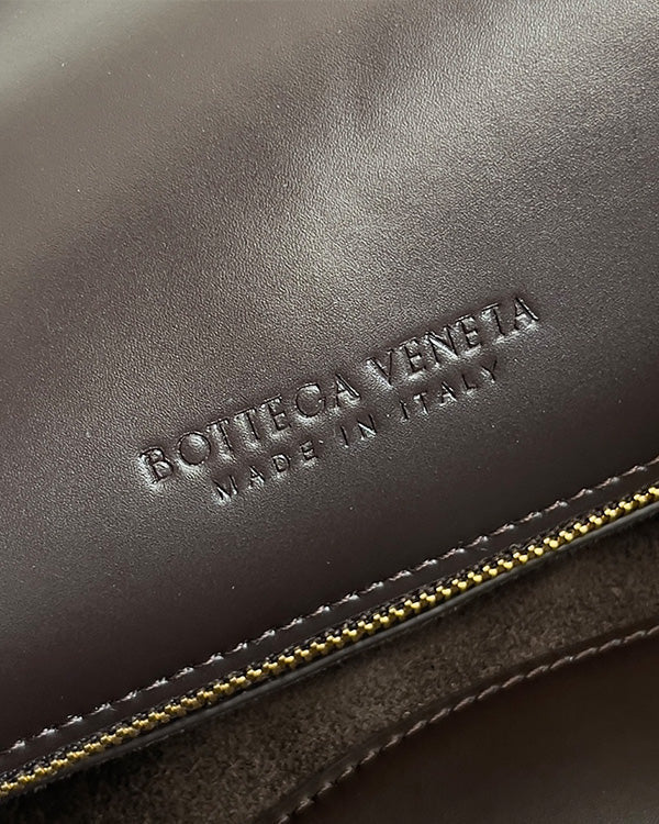 BV Liberta Crossbody Bag Buckle 30cm Chocolate Brown Cowhide