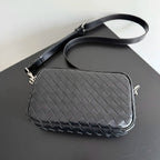 BV 25 Small Intrecciato Camera Bag 24.5cm Black Cowhide HW
