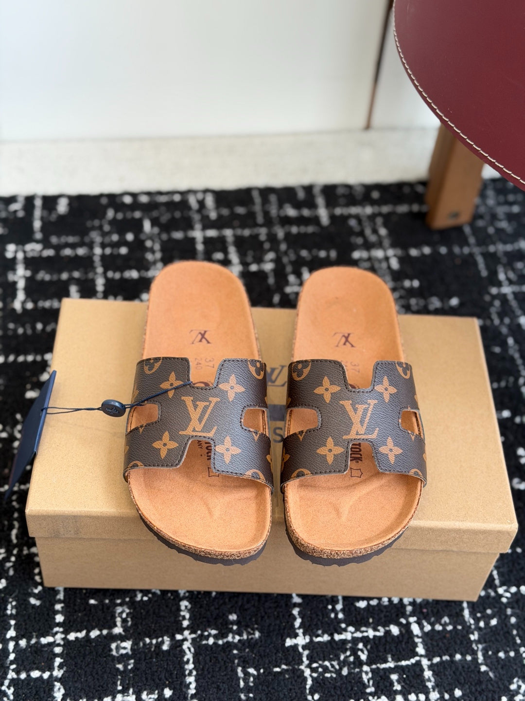Louis Vuitton LV Oasis Mule (Monogram Canvas)