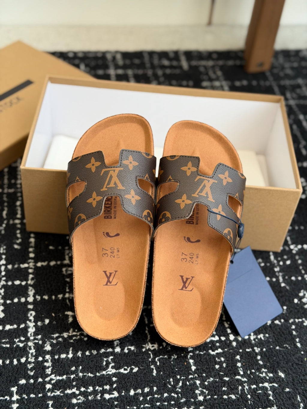 Louis Vuitton LV Oasis Mule (Monogram Canvas)