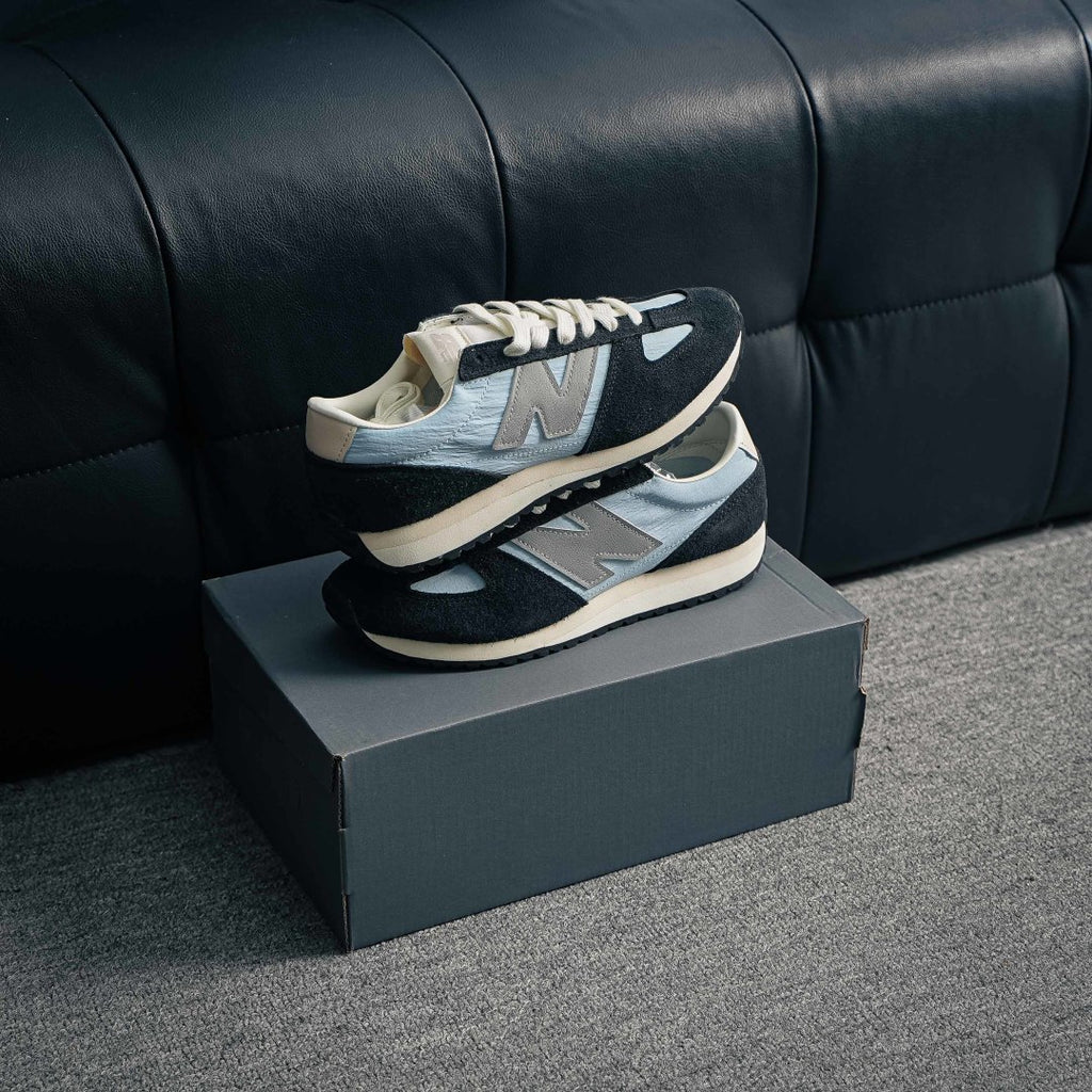 New Balance 471 "Light Chrome Blue / Black"