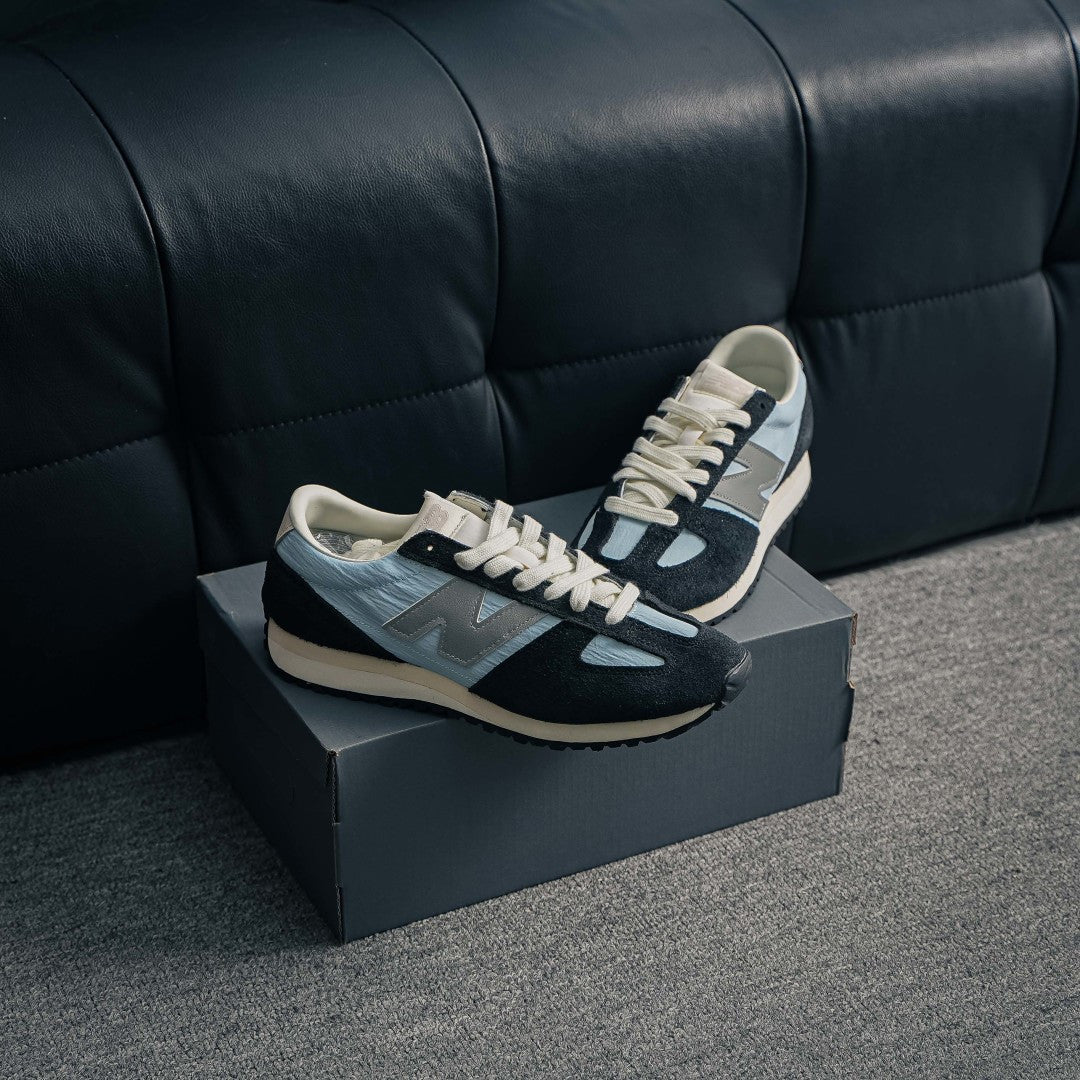 New Balance 471 "Light Chrome Blue / Black"