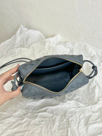 BV LOOP SMALL 23CM GREY CALFSKIN