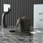 BV 25S DIAGO SHOULDER BAG 25.5 IN VERY DEEP OLIVE GRAIN COWHIDE