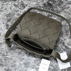 BV 25S DIAGO SHOULDER BAG 25.5 IN VERY DEEP OLIVE GRAIN COWHIDE