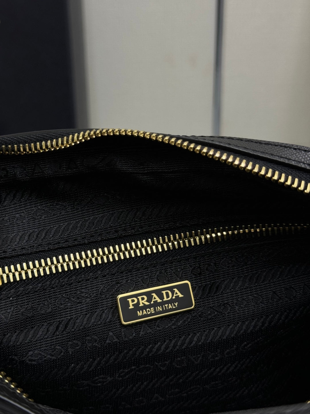 Prada Re-Edition 1978 Shoulder Bag 21cm Black Re-Nylon& Saffiano Leather