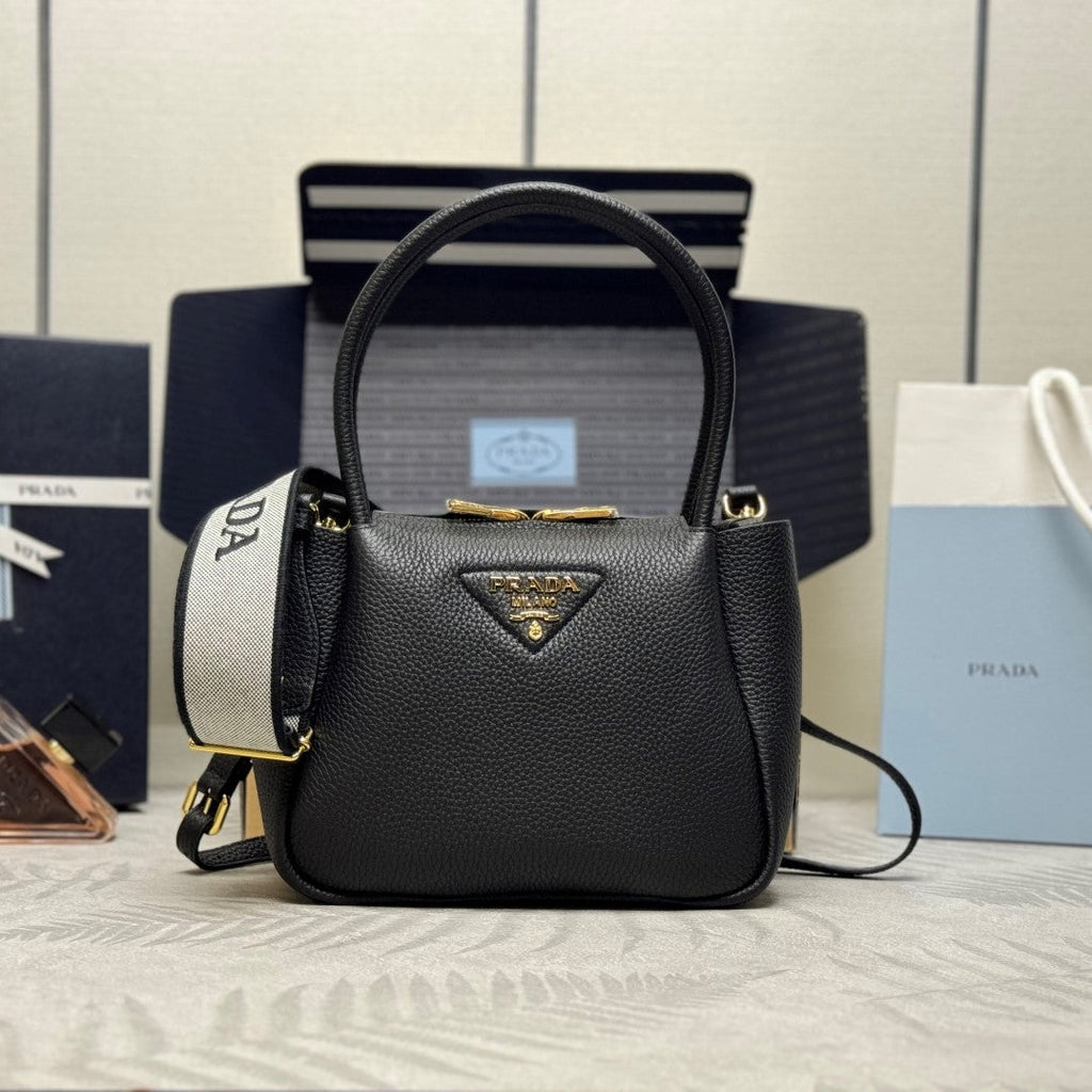 Prada Small Bag 23cm Black Grain Leather GHW