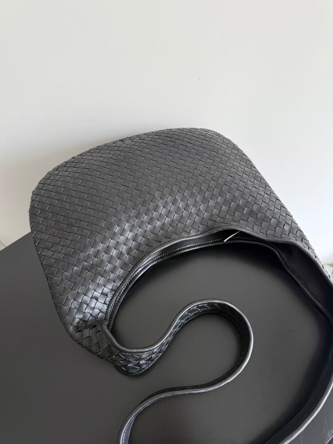 BV 25s Veneto Bag 38cm Black Calfskin Hardware