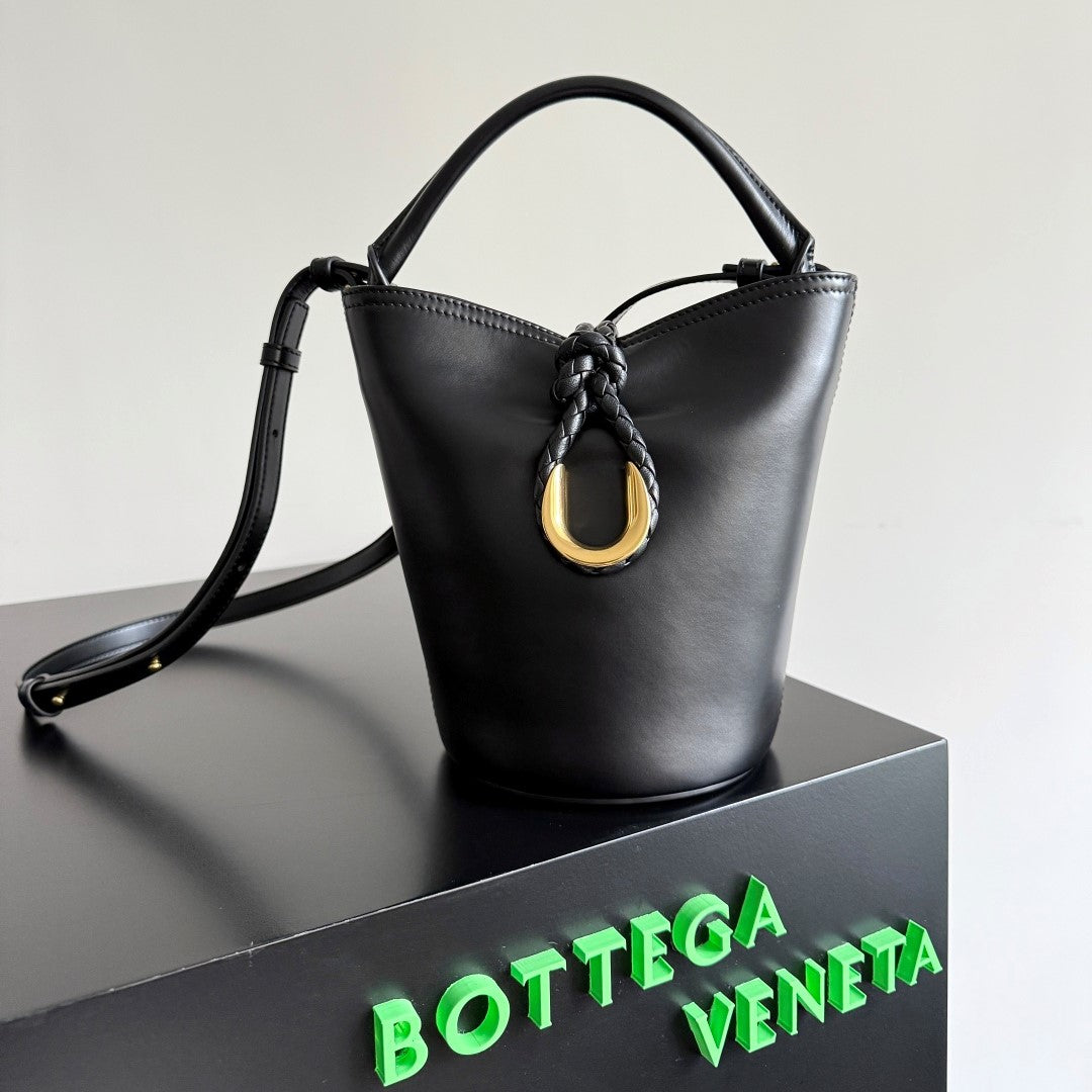 BV 25S Small Liberta Bag 22cm Black Calfskin GHW