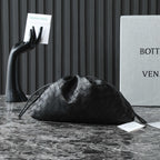 BV Dustbag Notte 33cm With Chain Black Calfskin HW