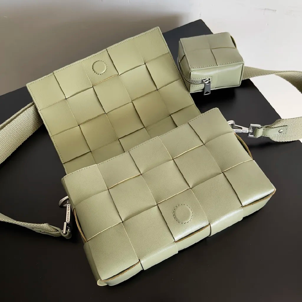 BV Two-In-One Cassette Bag 26cm Light Green Leather
