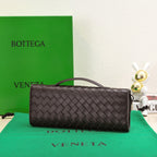 BV Long Clutch Andiamo With Handle 31cm Fondant Calfskin Ghw