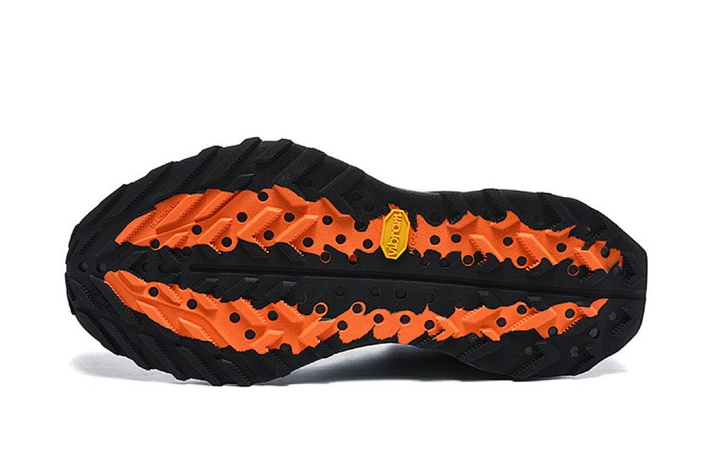 ACG Ultrafly Trail Black/Total Orange