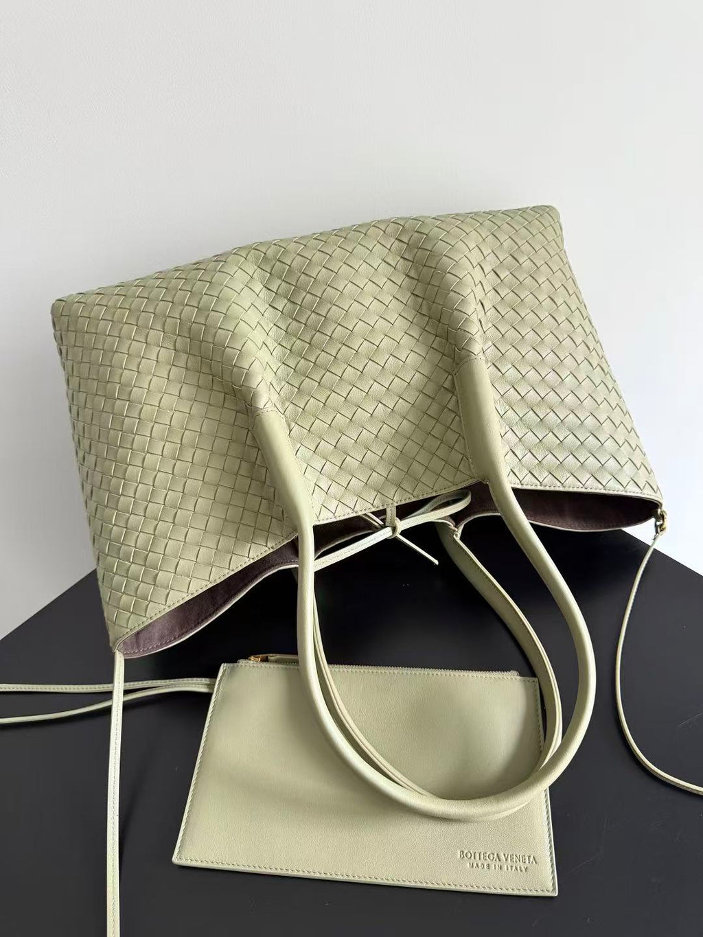 BV Reversible Tote Bag 43cm Intreccio Pistachio Green Chocolate Calfskin Suede