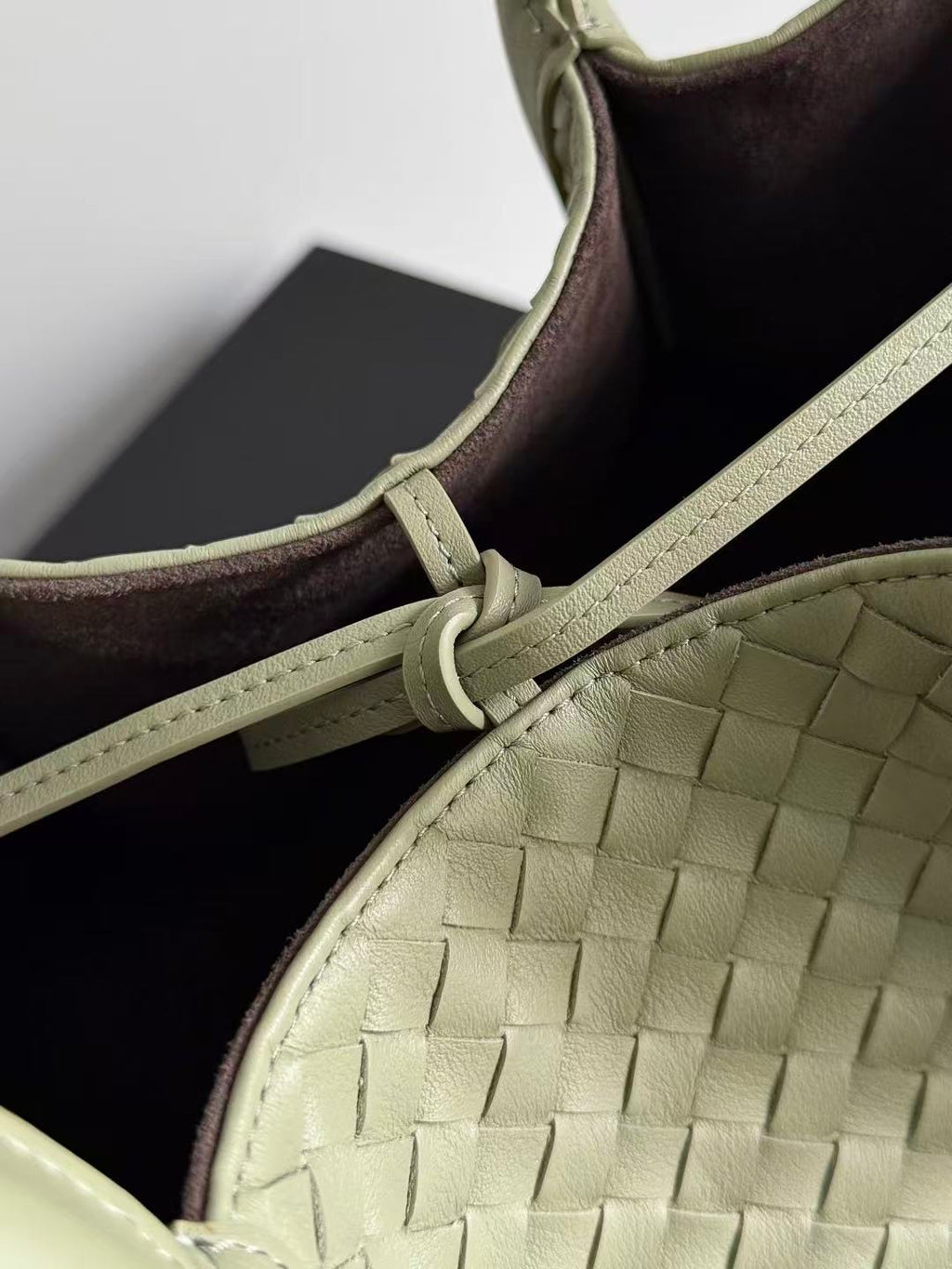 BV Reversible Tote Bag 43cm Intreccio Pistachio Green Chocolate Calfskin Suede